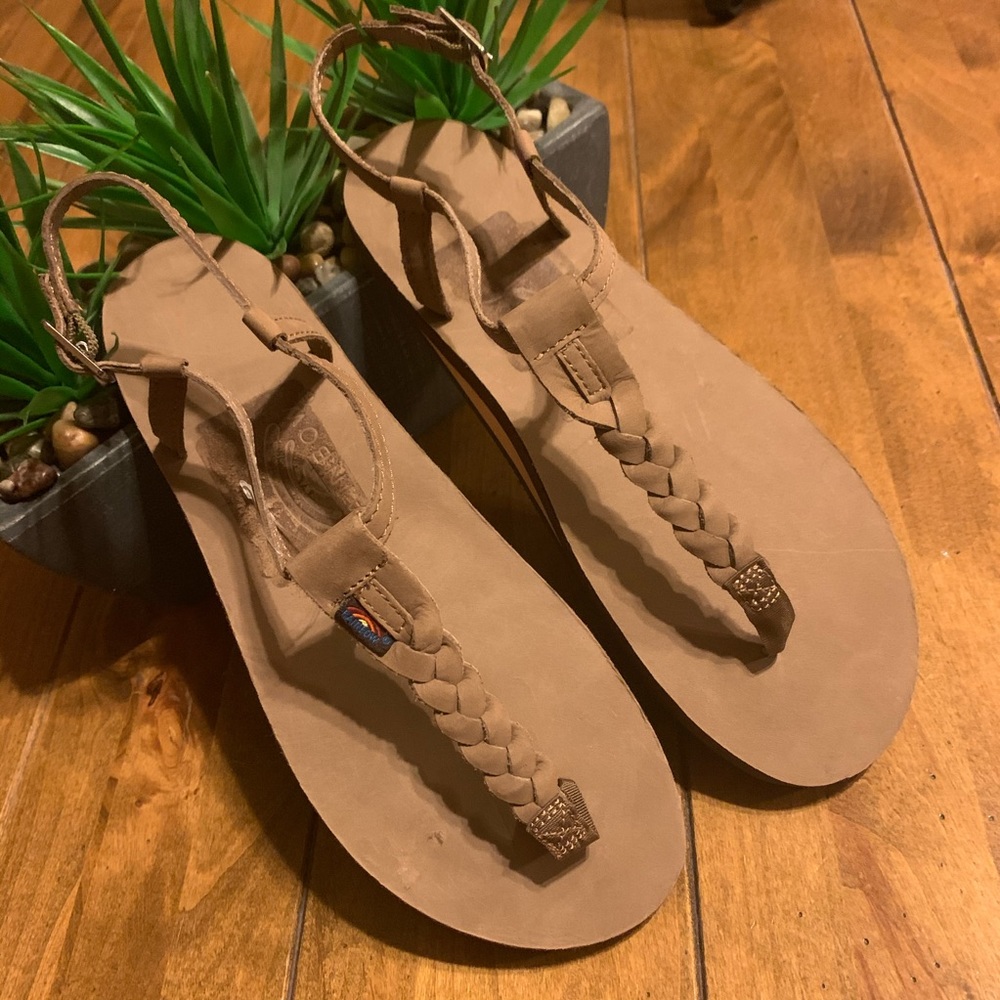 Rainbow🌈 T Street Sandals size XL 8.5-9.5 • NWOT